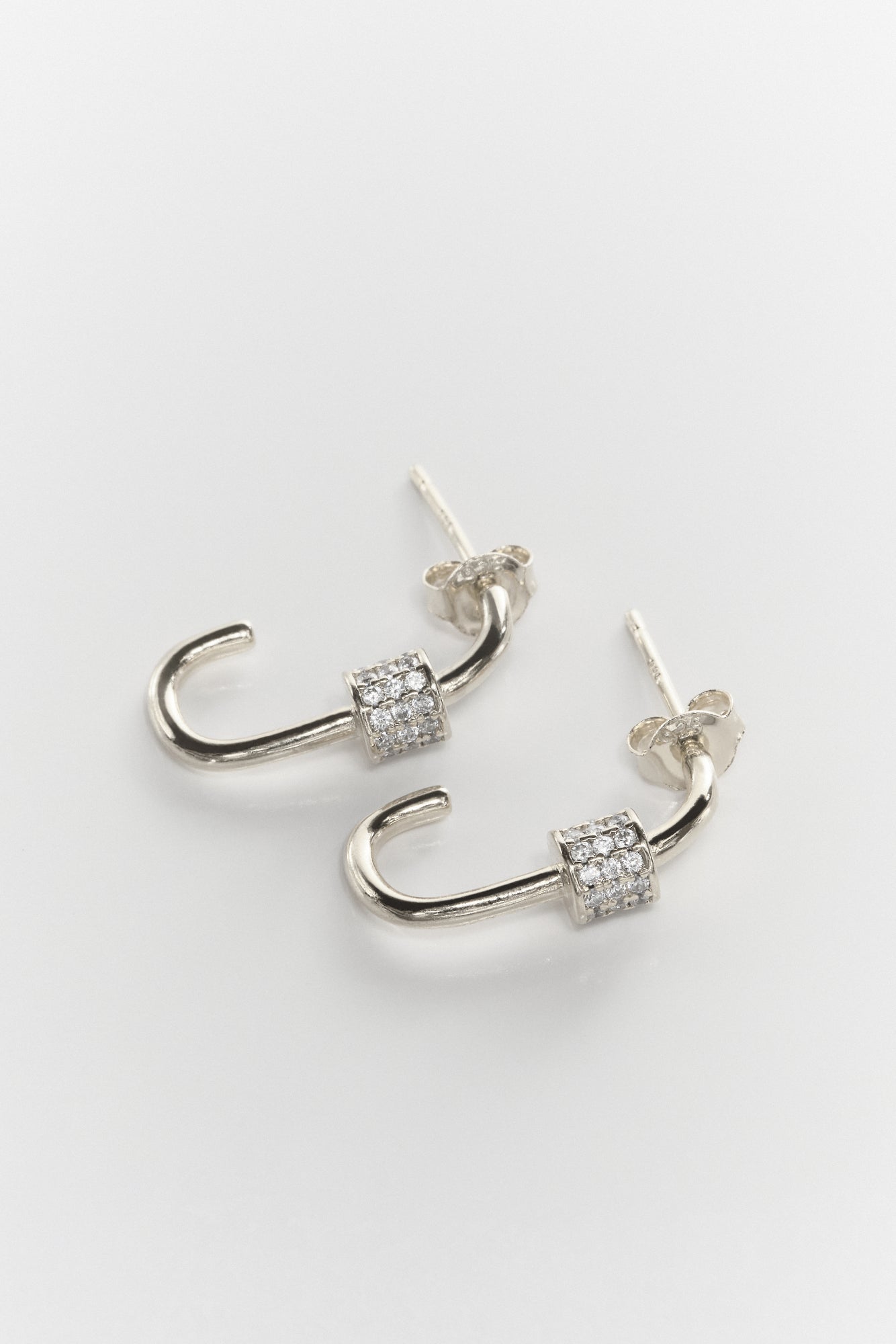 Boucles d'oreilles créoles J Huggie